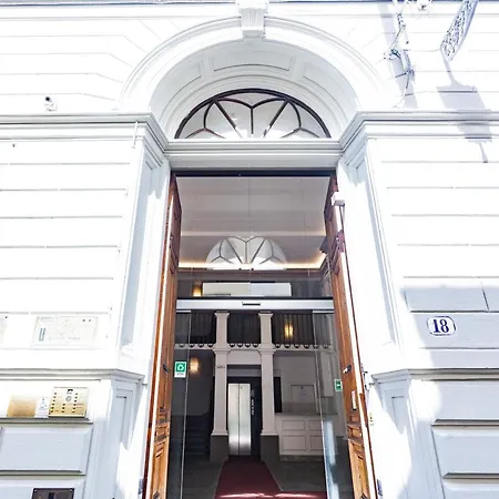 Hotel St. James-3