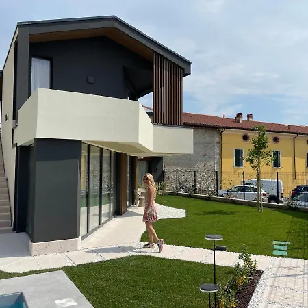 Villa San Zeno Rooms-3