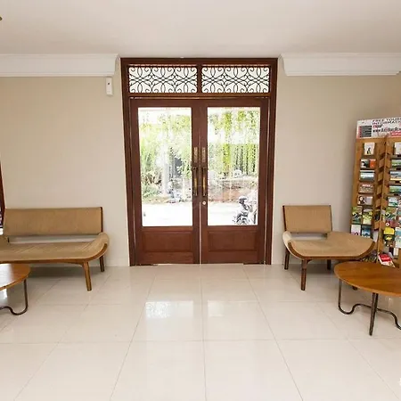 Seminyak Lagoon All Suites Hotel-2