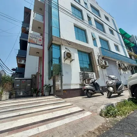 Hotel Park Pride Pitampura New Delhi, Couple Friendly-3