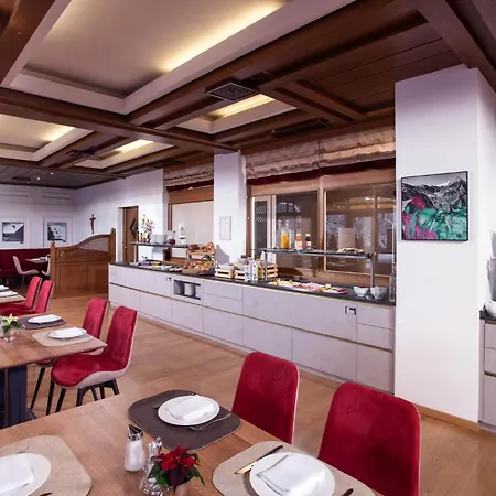 Alpin- Das Sporthotel, Summercard Included May - September-2