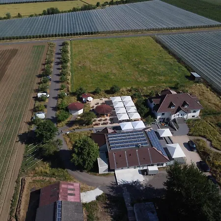 Vorgebirgsblick Ruhige Gästezimmer mit Self-Check-in-3