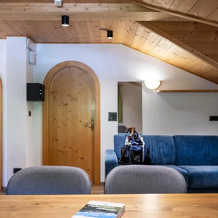 Berghotel Schlemmer Dolomites-2