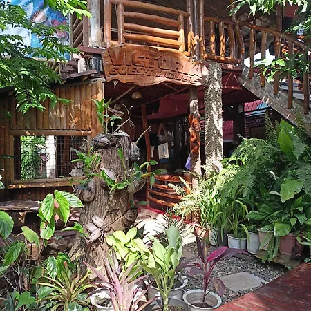 Victoria Guest House And Cottages-2