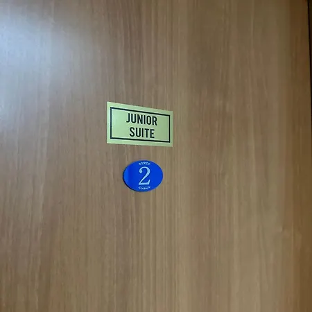 Doctor House Standard, Suites & Luxury Rooms-2