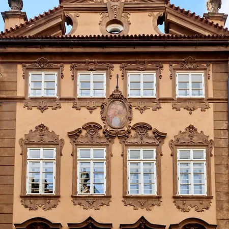 Hotel Nerudova 211-2