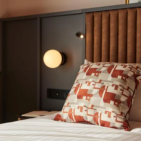 Le Parchamp, a Tribute Portfolio Hotel, Paris Boulogne-3