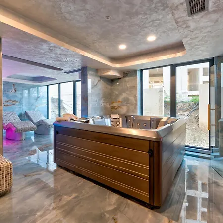Golden Panorama Spa & Wellness-3