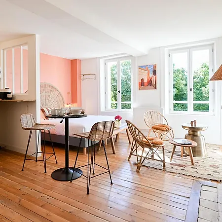 Villa Robs - Appartements tout confort, TV connectée, Haut débit, Localisation idéale - Courts séjours&Affaires-2