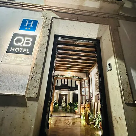 Hotel Qb Almagro Centro-3