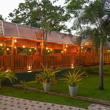 White Land City Hotel-3