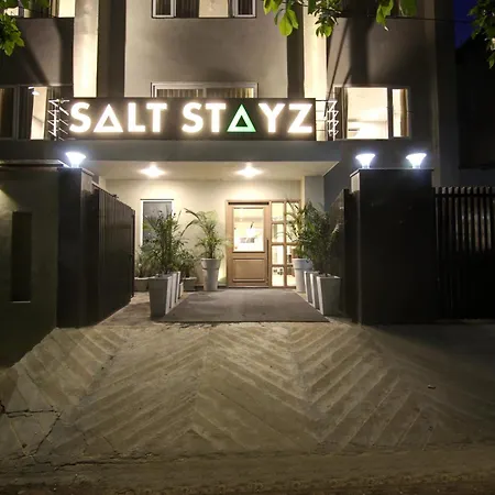 Saltstayz Select - Golf Course Road & Sector 27-3