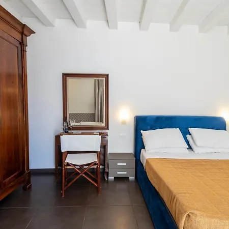 Palazzo Cavour-3