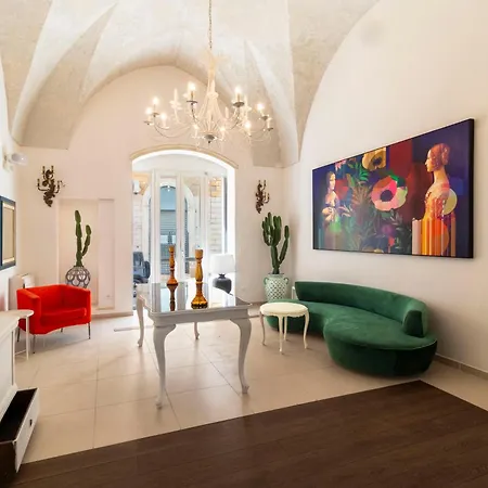 Palazzo Cavour-2