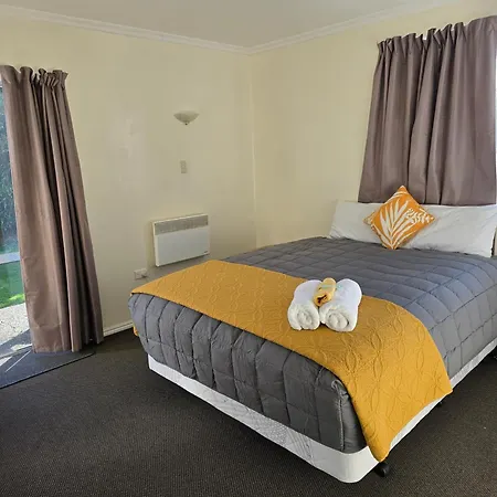 Greymouth Kiwi Holiday Park & Motels-2