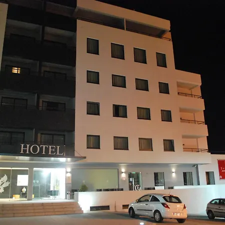 Paredes Hotel Apartamento-3