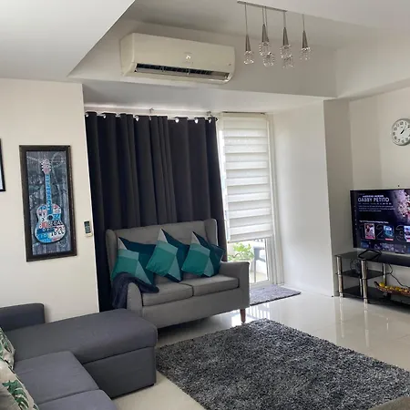 Calyx Residences High End 1 Bedroom Unit-3