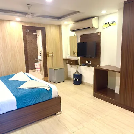 Hotel Pawan Plaza - Near Blk And Ganga Ram Hospital - Karol Bagh-3