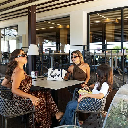 Al Pescatore Suites-3