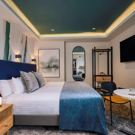 Hotel67 At Gleneagle-2