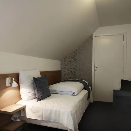 Savoy Hotel-2