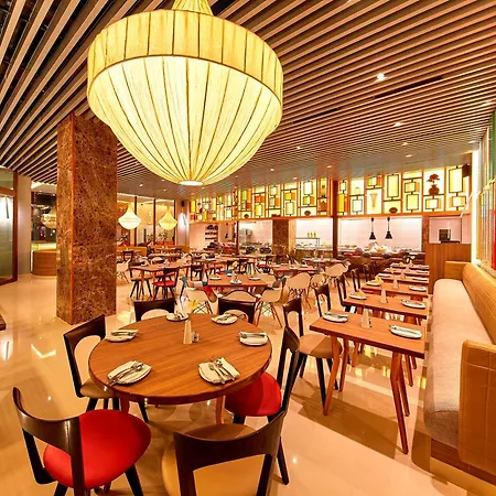 Hotel Royal Orchid Bangalore-3