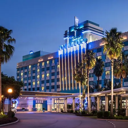 Disney'S Hollywood Hotel-3