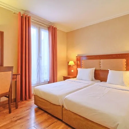121 Paris Hotel-3