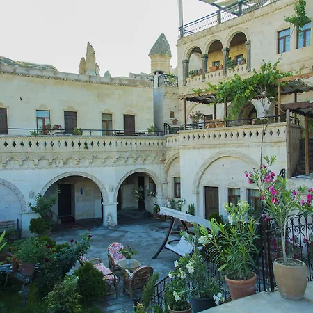 Roma Cave Suite-2