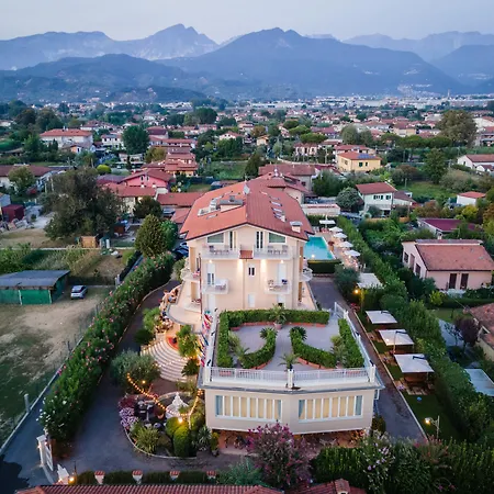 Hotel Villa Tiziana-3