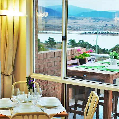 Panorama Jindabyne-3