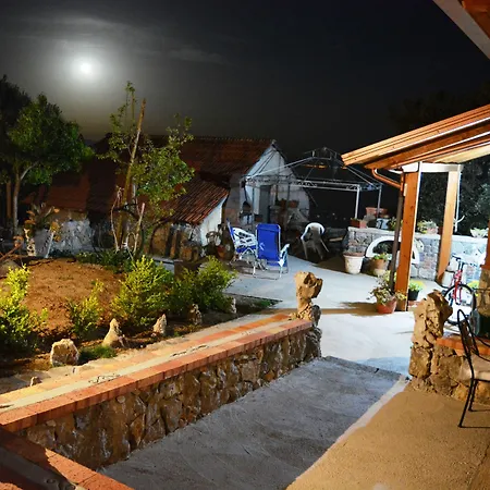 B&B Miramare-3