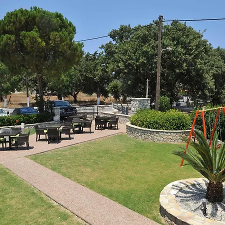 Santa Helena Hotel (Adults Only)-3
