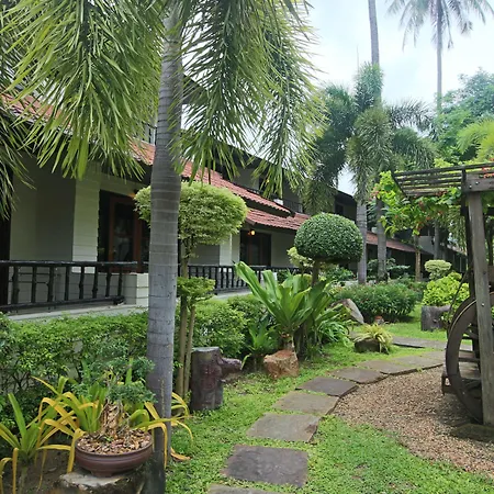 Phi Phi Banyan Villa-3