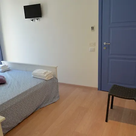Petit Hotel-2