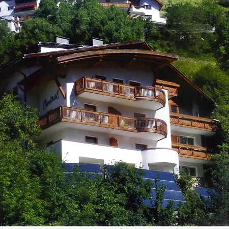 Hotel Garni Central - Zimmer - Studios - Apartments-2