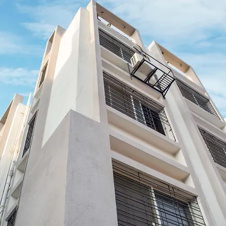 Treebo Naunidh Suites-2