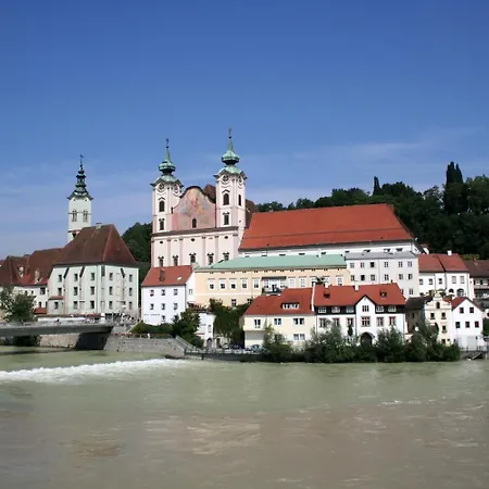 Vitus Steyr Hotel & Spa Suites-2