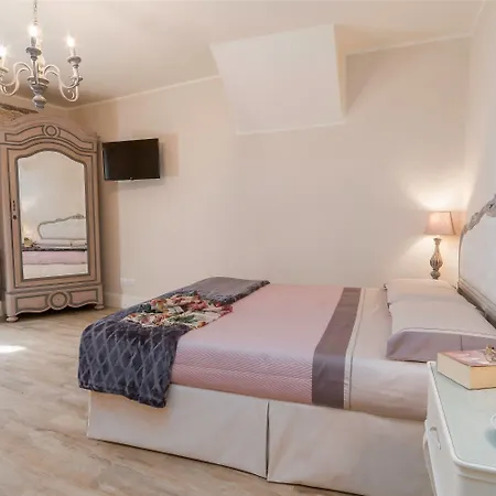 Pistoia Luxury Suite-2