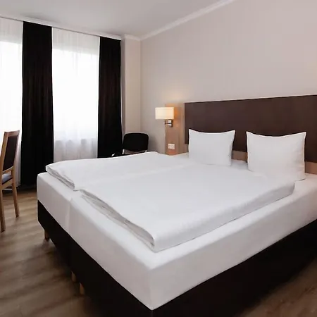 Hotel Berliner Baer-3