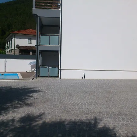 Hotel Lagoa Azul Do Geres-3