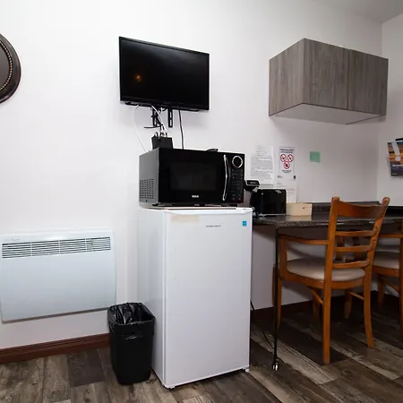 Motel Au Bord De L'Eau-2