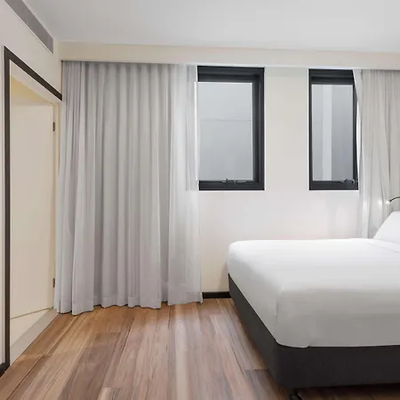 Best Western Queen Victoria Market Hotel-3