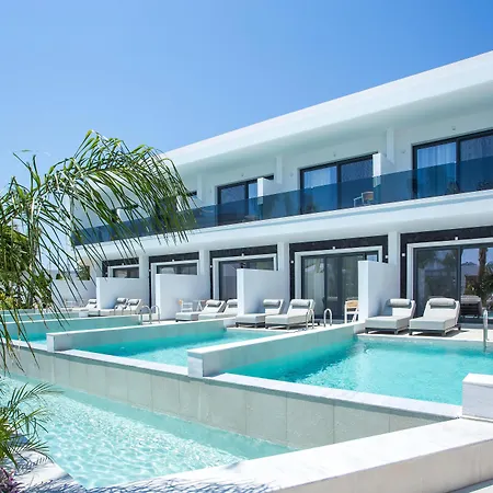 Vanik Suites-3