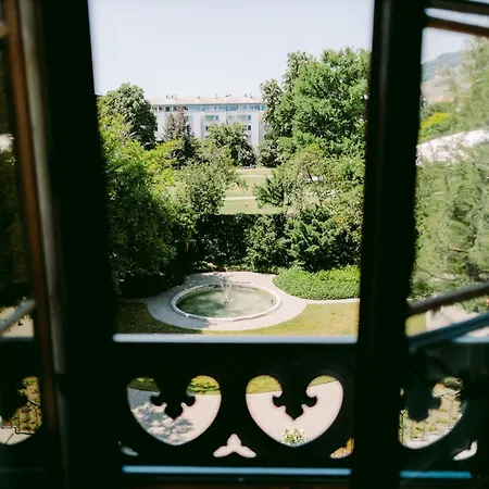 Chateau De L'Aile- Boutique Suites-3