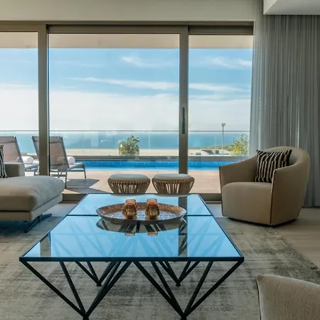 Peralta Beach - Stunning Villa With Private Pool 03-2