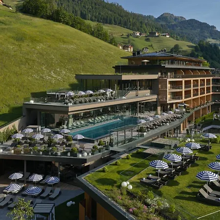 Das Edelweiss - Salzburg Mountain Resort-3