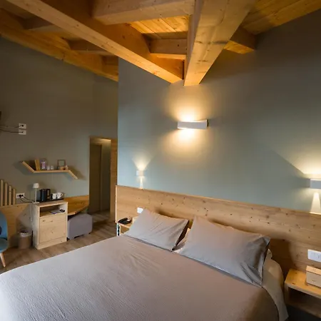 Alpen Chalet - Charme Mountain Hotel --2
