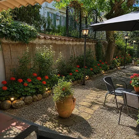 La Petite Maison-2