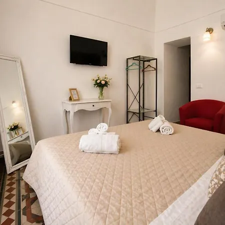 Immacolata Rooms-3
